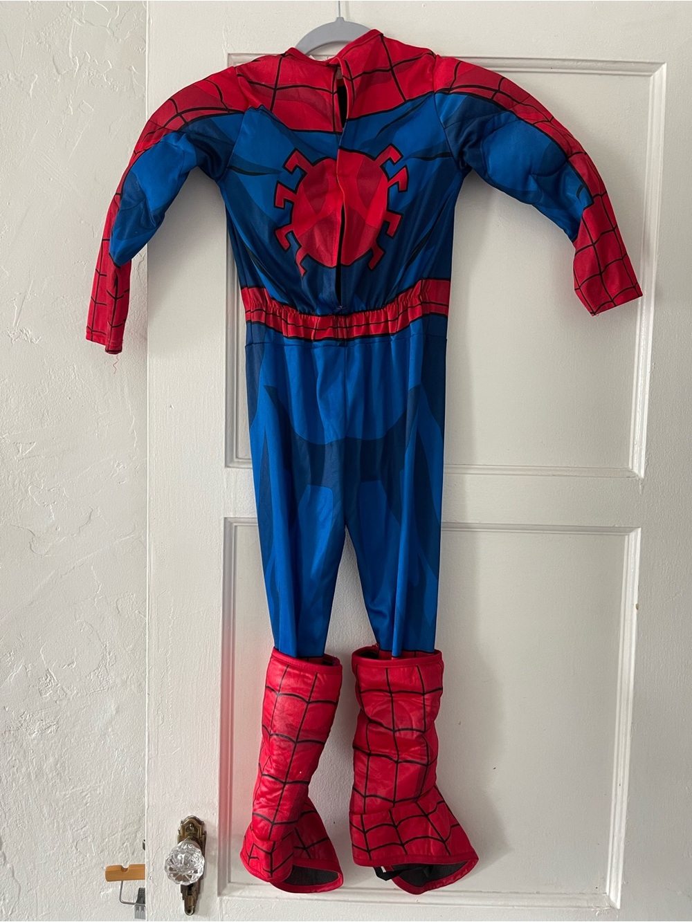 Spider-Man kids costume size small - Picture 2 of 3
